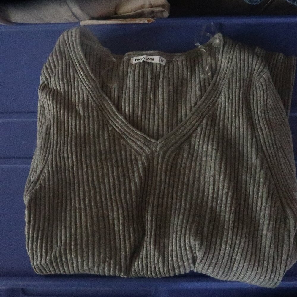 Pink Clover Gray Sweater XL